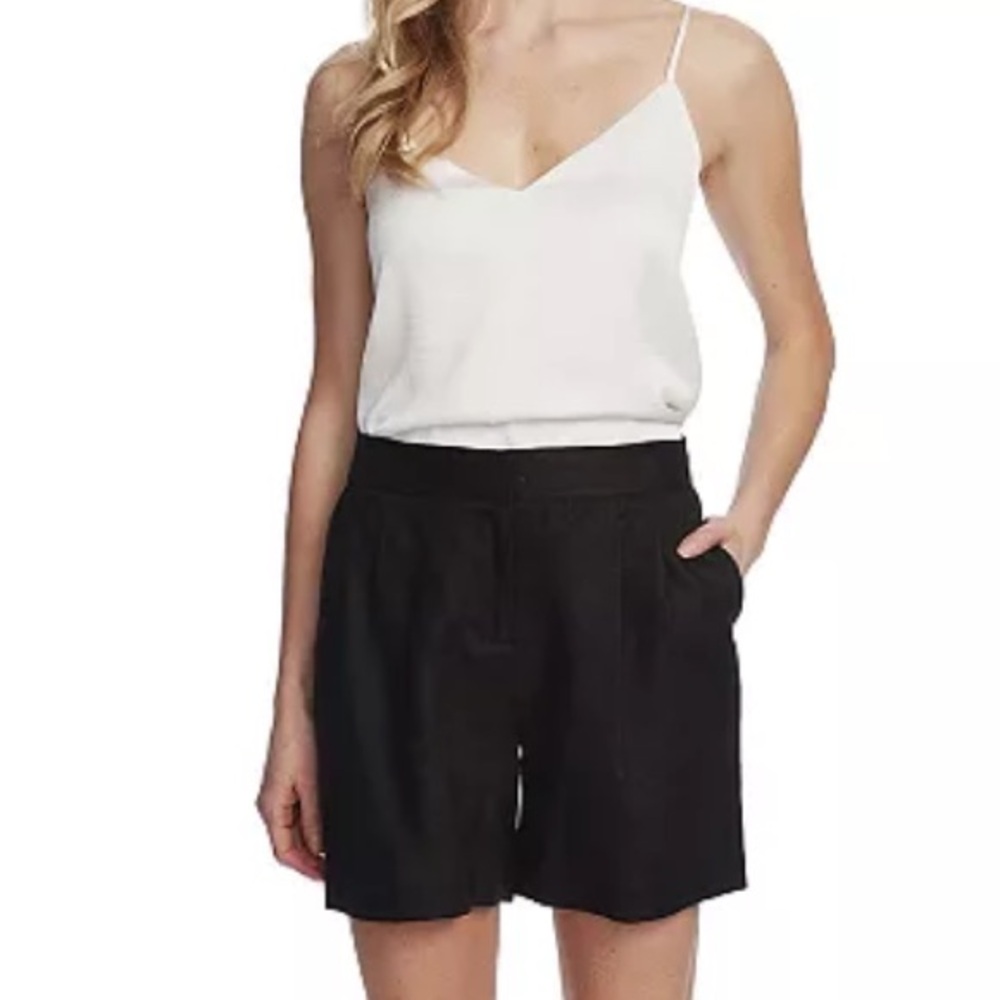 NWT [Vince Camuto] Twill Casual Pleated Black Shorts Women’s Sz 16 (plus size)